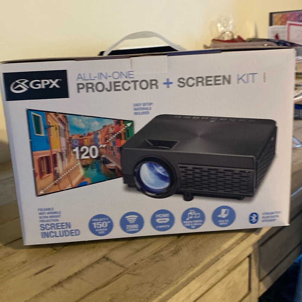 ALL IN 1 projector and screen kit NEVER OPENED